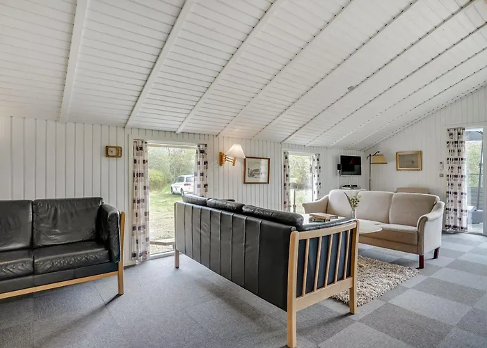 Holiday home Arona - 1-5km From The Sea By Interhome *